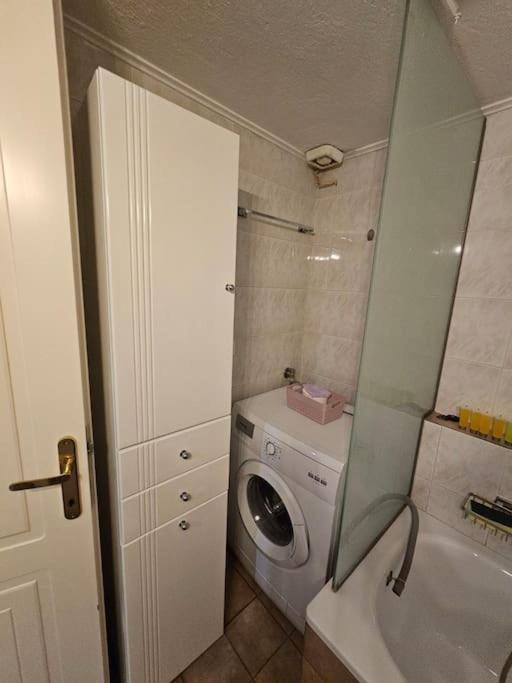 Kt Apartment Dráma Exteriör bild